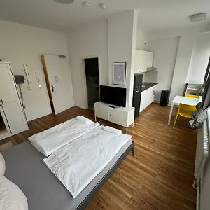 https://apt-berlinhome-steglitz.find-berlin-hotels.com