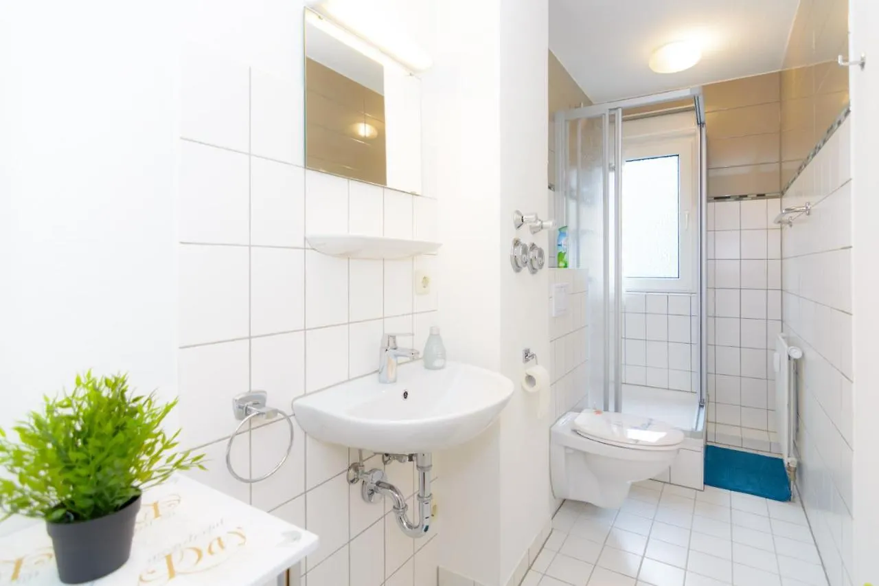 Проживание в семье Private Rooms Next To Subway Нюрнберг
