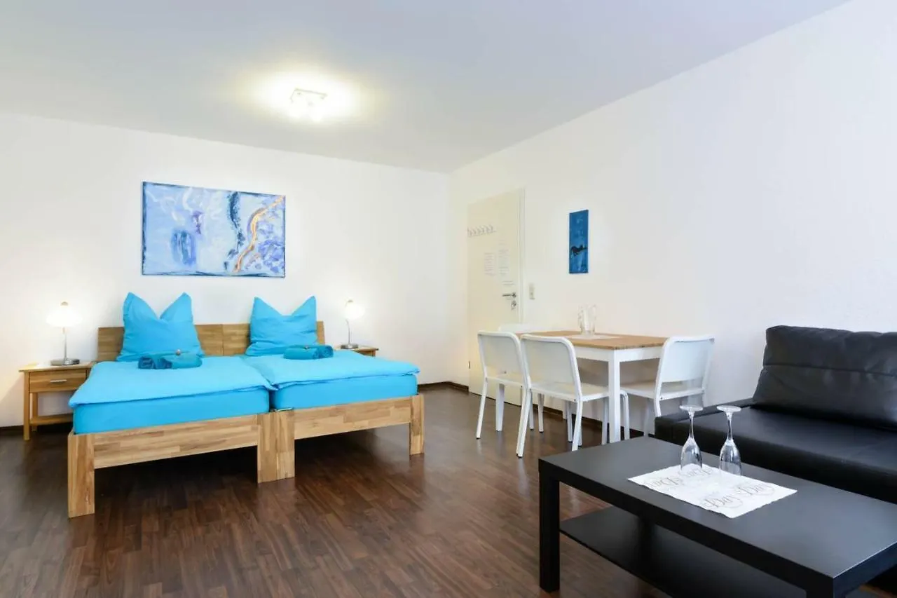 Проживание в семье Private Rooms Next To Subway Нюрнберг